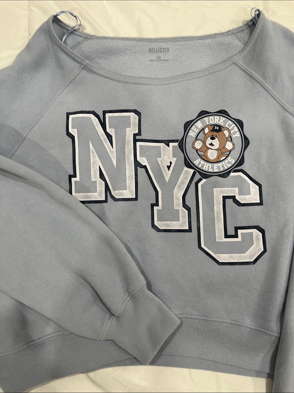 Hollister Men's Pale Blue NYC Graphic Crewneck Sweatshirt